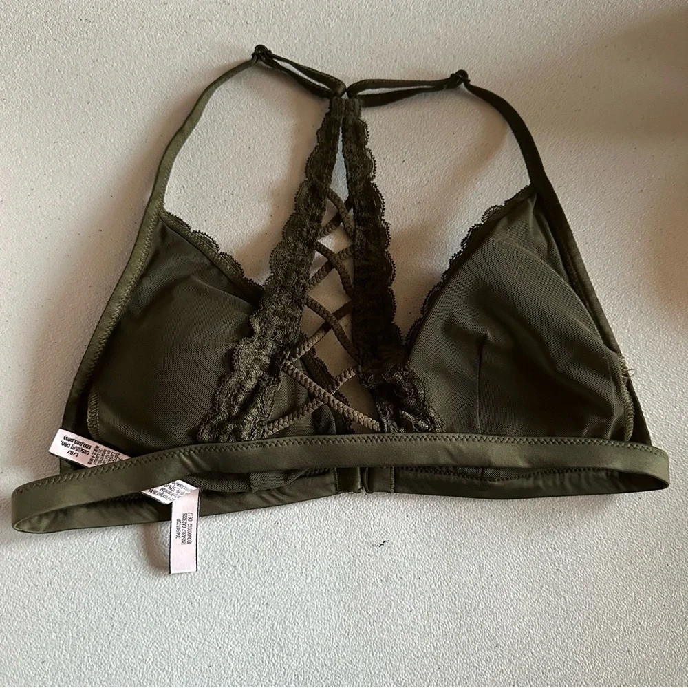Victoria’s Secret green lace bralette - Picture 2 of 3